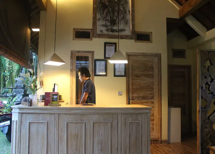 Prayatna Oda ve Kahvaltı Ubud